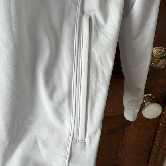 Cutter & Buck DryTec White 1/4 Zip - The Fairmont Southampton Bermuda X-Large - Picture 6 of 13